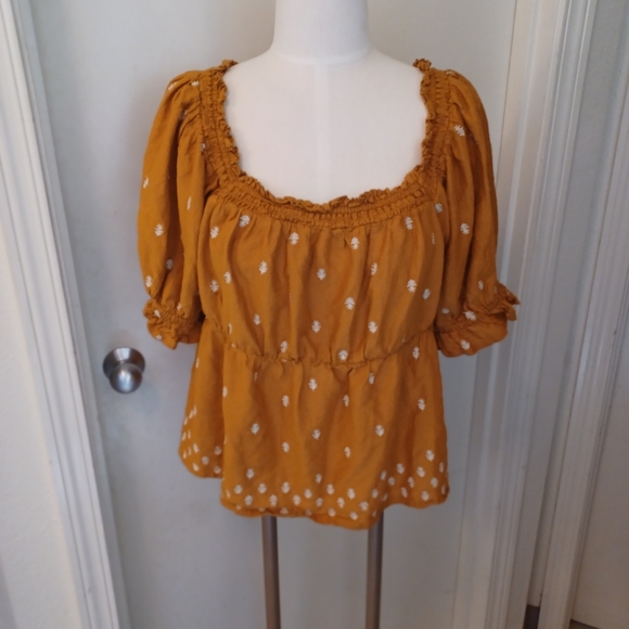 Old Navy Tops - LAST CHANCE Old Navy Yellow baby doll halter back top wmns sz XL